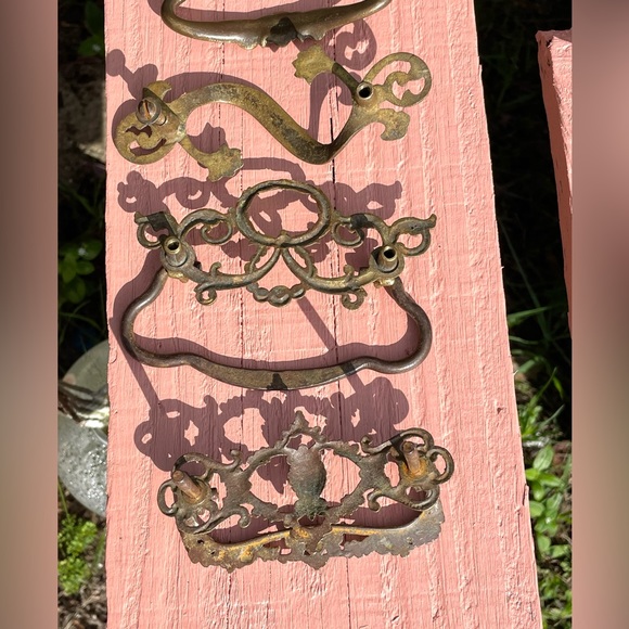Set Of 6 Vintage Cast Iron Drawer Pulls. Variety Set. - Picture 6 of 15